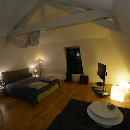 Maison D'Hotes Les Coudreaux Rueil-Malmaison Dış mekan fotoğraf